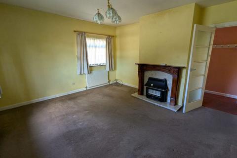 2 bedroom semi-detached bungalow for sale, 67, Speeton Avenue Bradford, BD7 4NQ