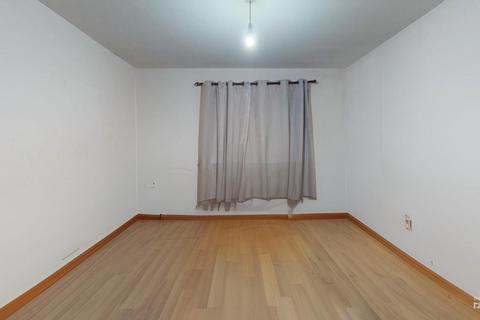 1 bedroom flat for sale, 69 ,Kendal, Pufleet, RM19