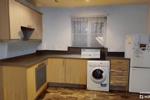 undefined, Kendal, Pufleet, RM19