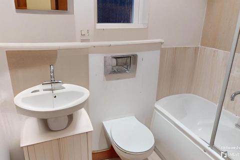 undefined, Kendal, Pufleet, RM19