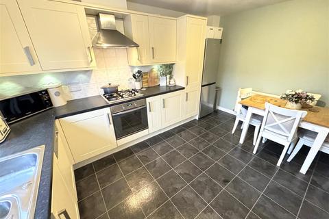 3 bedroom townhouse for sale, Otter Street, Derby DE65