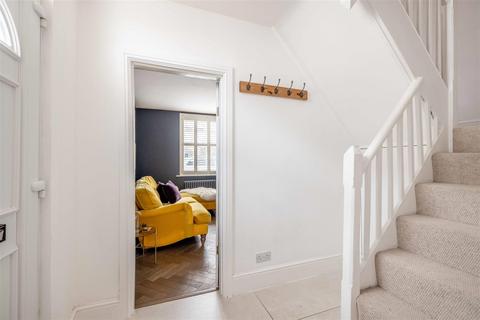 76 Albany Road, Old Windsor, Windsor, SL4 2QB