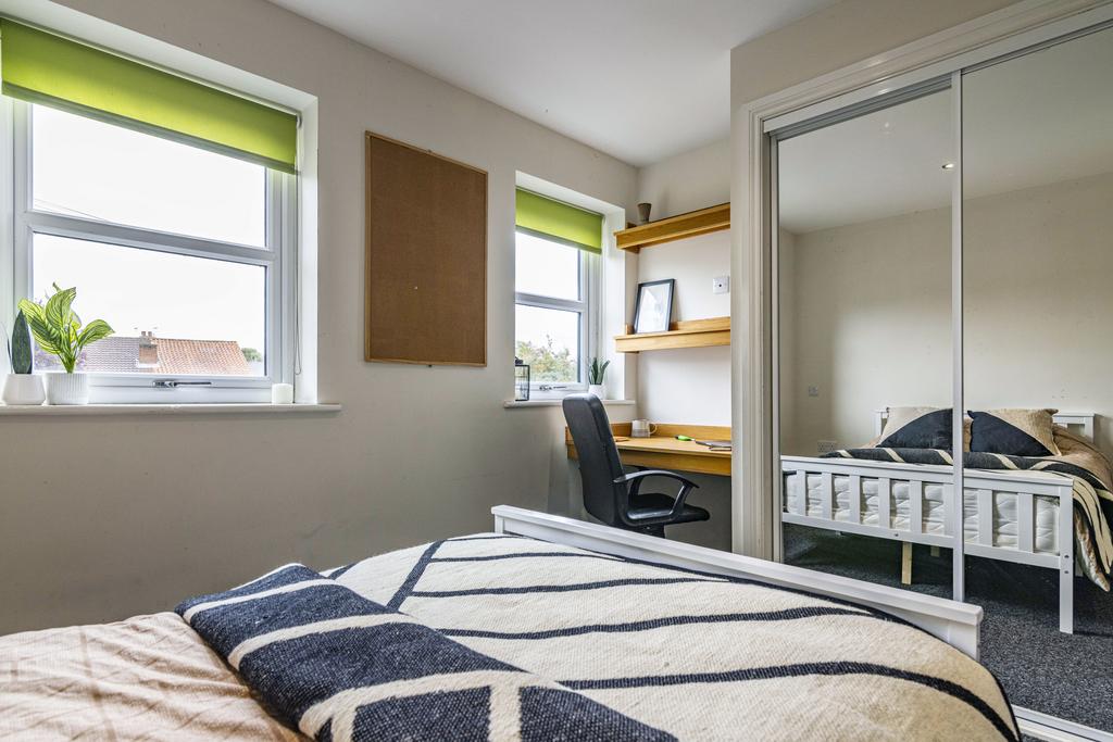 Flat8 Lord Tennyson-1 (1).jpg