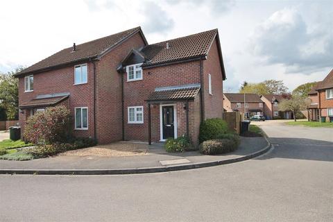 2 bedroom end of terrace house to rent, Lindsay Drive, Abingdon