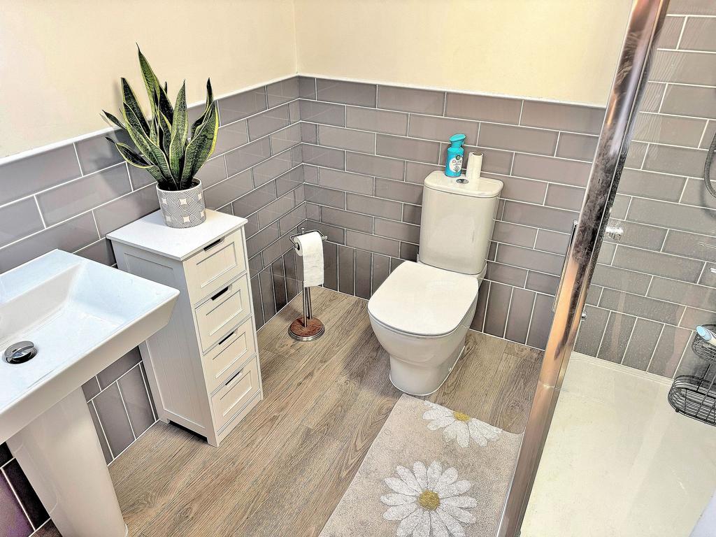 En-Suite Shower Room