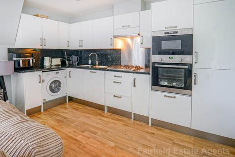 1 bedroom flat for sale, Attenborough Court, Owen Square