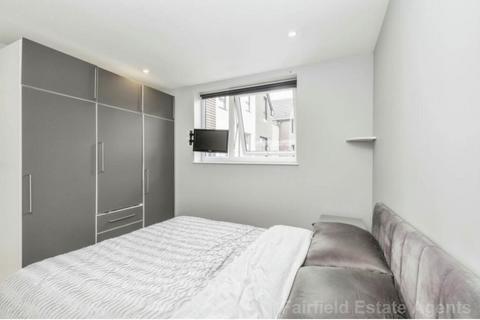 1 bedroom flat for sale, Attenborough Court, Owen Square