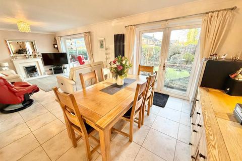 4 bedroom detached house for sale, Victoria Road, Macclesfield