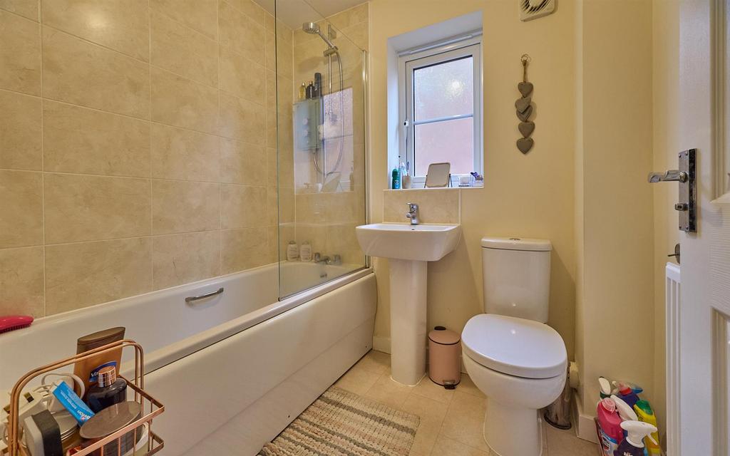 Refitted family bathroom