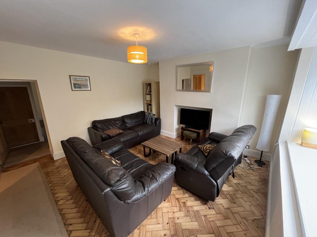 Front Lounge