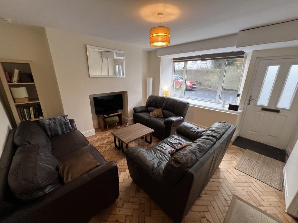 Front Lounge