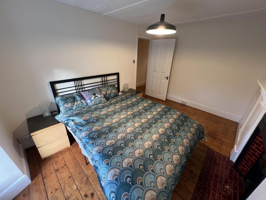 Front Double Bedroom 2