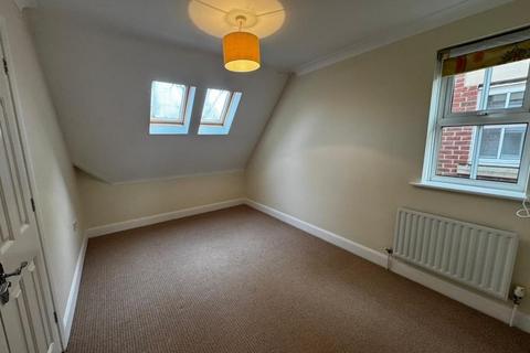 4 bedroom semi-detached house to rent, Frenchay Road,  Oxford,  OX2