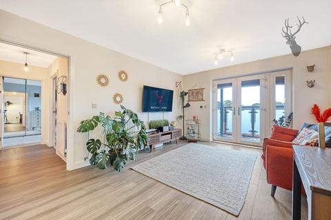 2 bedroom apartment for sale, Newmans Lane, Loughton