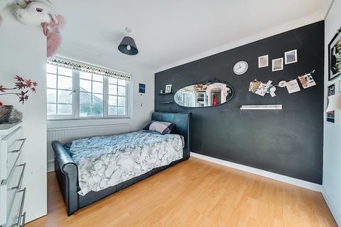 1 Bedwell Close, Rownhams, Southampton, SO16 8FT