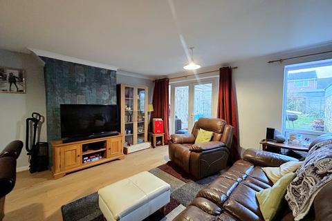 43 Colwell Drive, Witney, OX28 5NJ