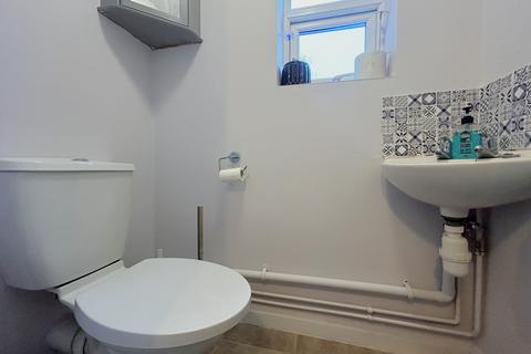 43 Colwell Drive, Witney, OX28 5NJ