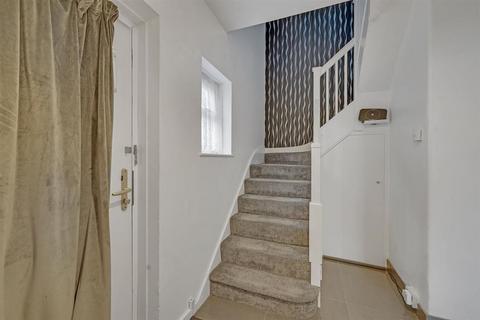 3 bedroom property for sale, Crossway, Dagenham, Essex