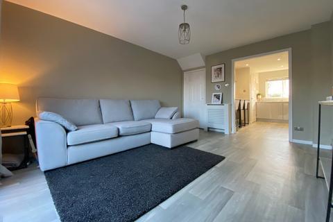 16 Becket Close, Deal, CT14 6UD