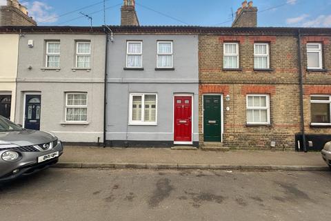 2 bedroom terraced house for sale, Lawrence Road, Biggleswade, SG18