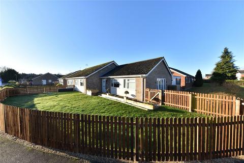 15 Blackbird Road, Beck Row, Bury St Edmunds, IP28 8HL