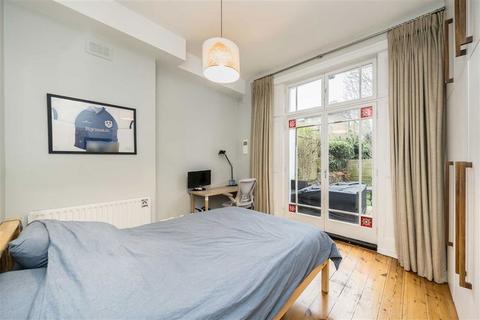 2 bedroom flat for sale, Tyrwhitt Road, London SE4