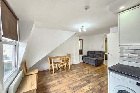 undefined, London Road, Redhill RH1