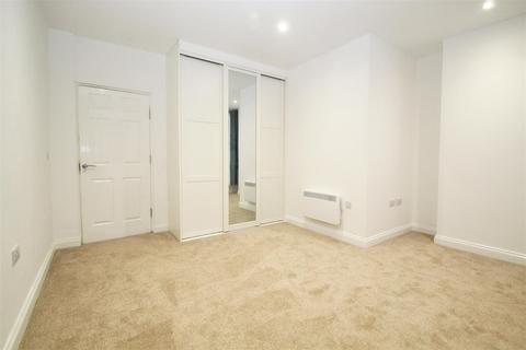 1 bedroom apartment to rent, Crendon Street, High Wycombe HP13