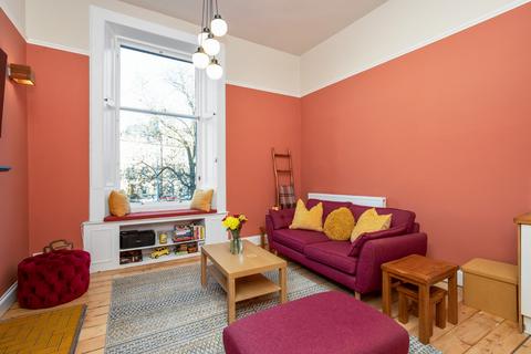 27/2 Bellevue Crescent, Edinburgh, EH3 6NF