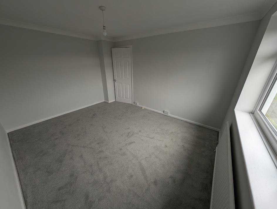 Bed 1.jpg