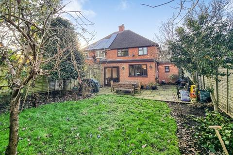 4 bedroom semi-detached house for sale, Oxenden Road, Farnham GU10