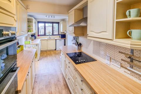 4 bedroom semi-detached house for sale, Oxenden Road, Farnham GU10