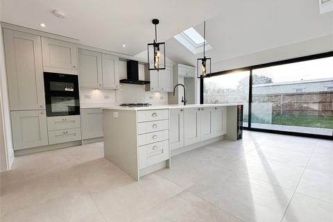 28 Coutts Avenue, Shorne, Gravesend, DA12 3HJ