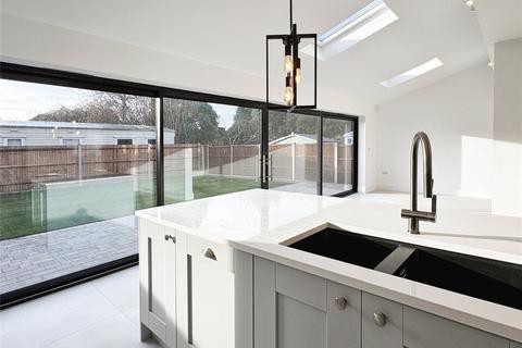 28 Coutts Avenue, Shorne, Gravesend, DA12 3HJ