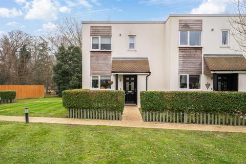 1 Oak Glade, Epsom, KT19 8ND