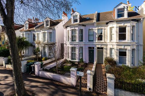4 bedroom semi-detached house for sale - Westbourne Gardens, Hove BN3