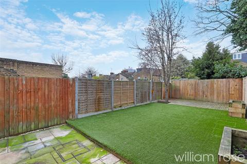 4 bedroom terraced house for sale, Newbury Road, London E4