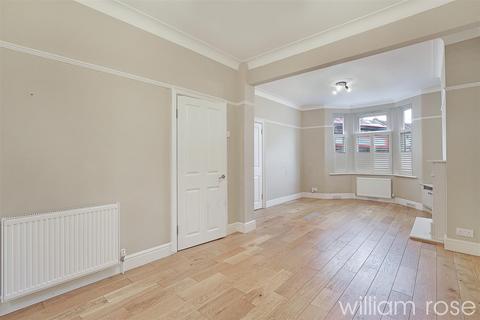 4 bedroom terraced house for sale, Newbury Road, London E4