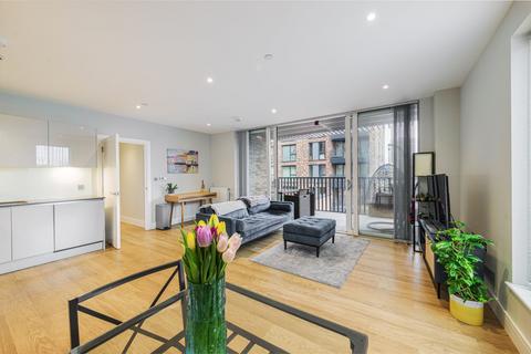 2 bedroom flat for sale, London SW17