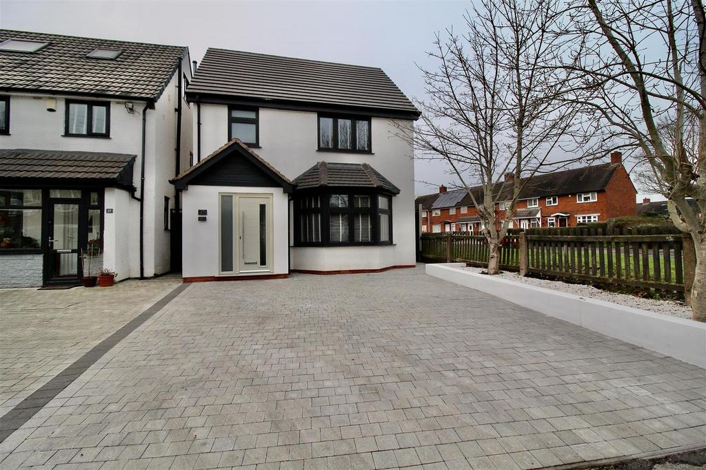 Front Garden/Driveway