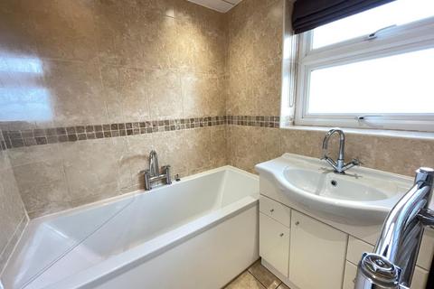 2 bedroom apartment for sale, Bay Tree Avenue, Flanderwell, S66