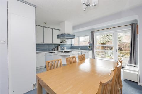 4 bedroom end of terrace house for sale, Capelands, New Ash Green Longfield DA3