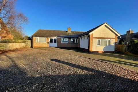 6 bedroom detached bungalow for sale, Mowbray Road, Northallerton