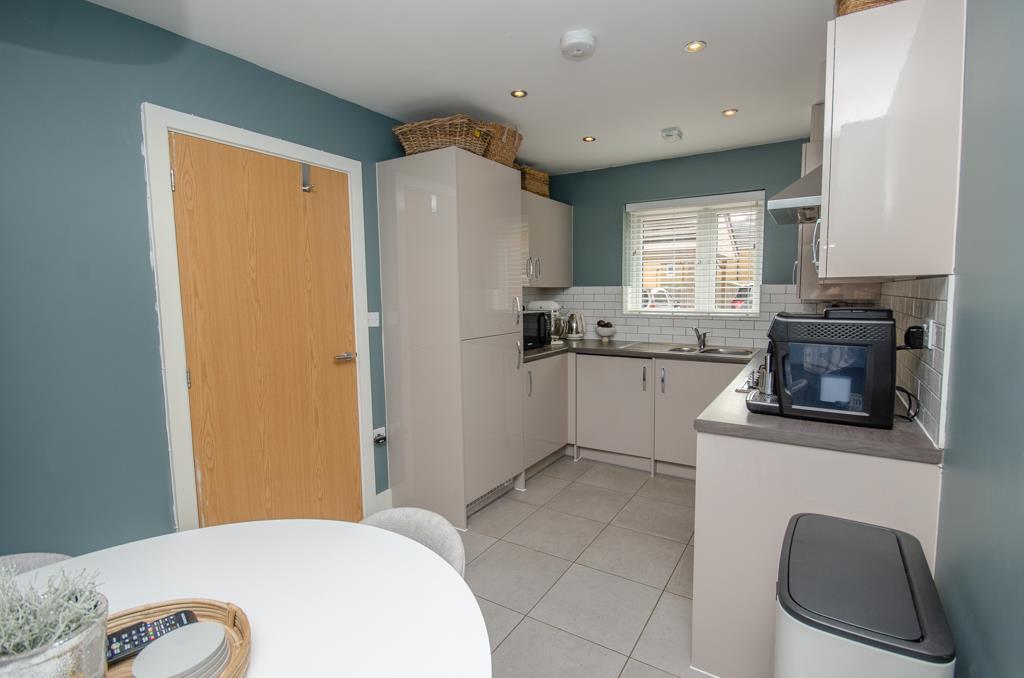 Kitchen 3.jpg