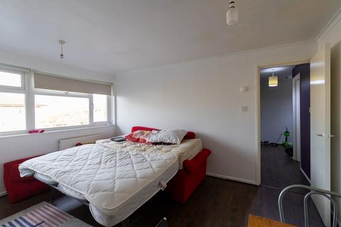 1 bedroom flat for sale, Ramsons Avenue, Conniburrow MK14