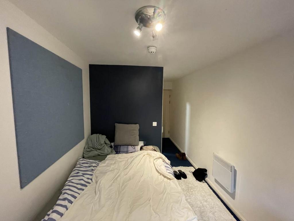 Bedroom Reverse