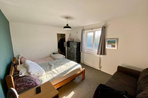 3 bedroom flat for sale, Coast Road, Wallsend NE28