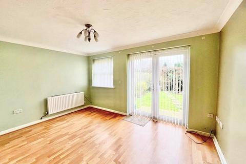 3 bedroom semi-detached house for sale, Kilburn Gardens, North Shields NE29