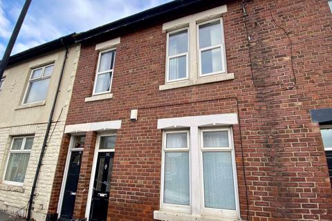 3 bedroom flat for sale, Norham Road, Newcastle upon Tyne NE29