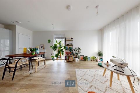 1 bedroom apartment to rent, Epping Gate, Loughton IG10